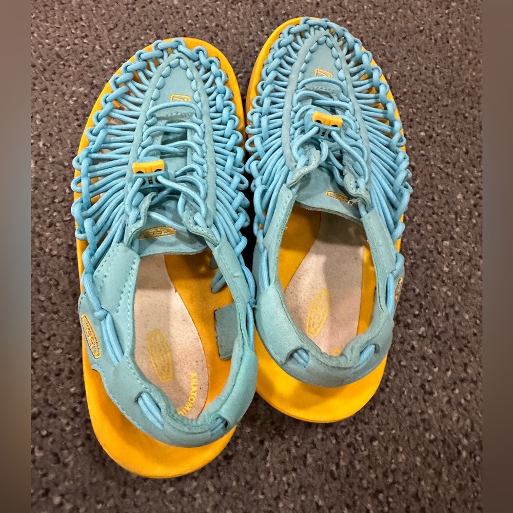 KEEN Women's Aqua Blue and Yellow Sandal - Woven Outdoor Comfort